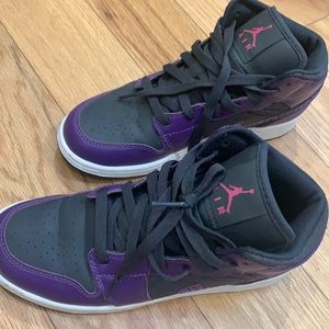 Shoes Air Jordan-size UK5-like new condition